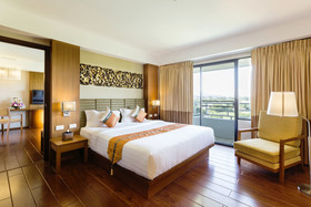 ASIA HOTELS GROUP POONPETCH CHIANG MAI