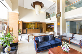 ASIA HOTELS GROUP POONPETCH CHIANG MAI