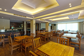 ASIA HOTELS GROUP POONPETCH CHIANG MAI