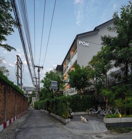 POR Thapae Gate