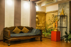 Porwa House