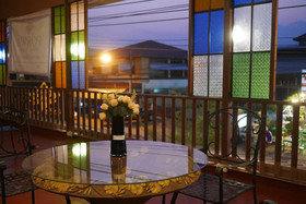 Porwa House