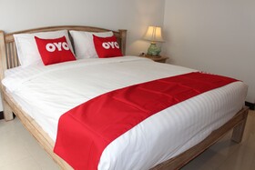Premium The Family Hotel by Oyo