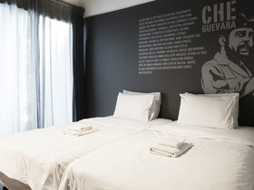 Pyur Otel