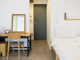 Pyur Otel