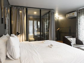 Pyur Otel