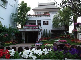 Rachamankha Flora House