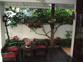 Rachamankha Flora House