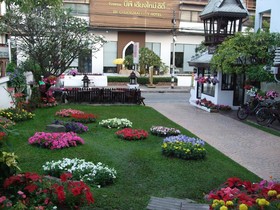 Rachamankha Flora House