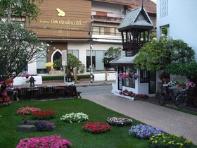 Rachamankha Flora House