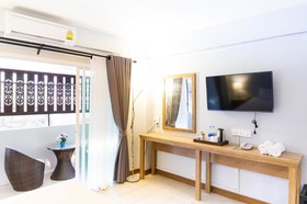 Ratana Hotel