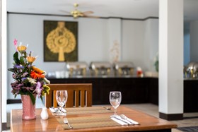 Ratana Hotel