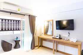 Ratana Hotel
