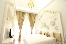 Ratchiangsaen Flora House