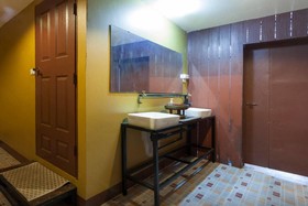 Raw Hostel