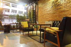 Raw Hostel