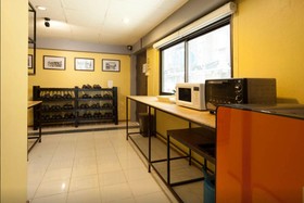 Raw Hostel
