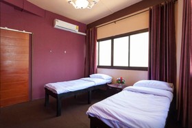 Raw Hostel
