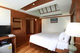 Rich Lanna House