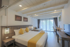 Riverside Floral Inn