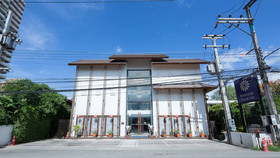 Riverside Floral Inn
