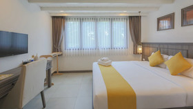 Riverside Floral Inn