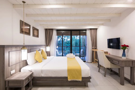 Riverside Floral Inn