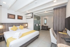 Riverside Floral Inn