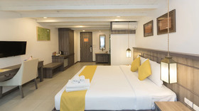 Riverside Floral Inn