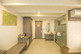 Riverside Floral Inn