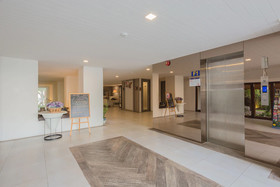 Riverside Floral Inn