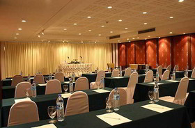 Royal Peninsula Hotel