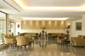 Royal Peninsula Hotel