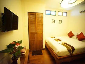 Rustic Guesthouse