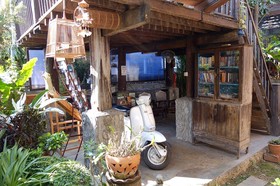 Sai Thong Guesthouse