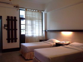 Sakulchai Place Hotel