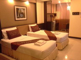 Sakulchai Place Hotel