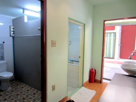 Sakura House
