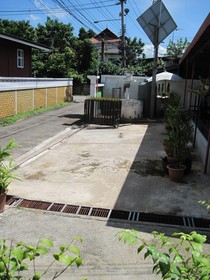 Sakura House