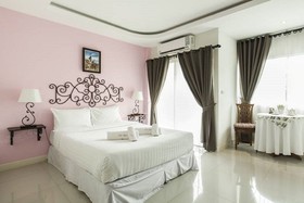 San Pareni Hotel