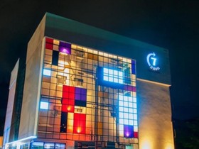 Seven Days Hotel by OYO Rooms