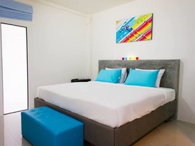 Seven Days Hotel by OYO Rooms