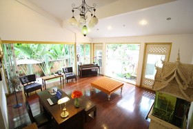 Seven Senses Guest House
