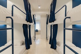 Shapel Hostel And Cafe