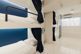 Shapel Hostel And Cafe