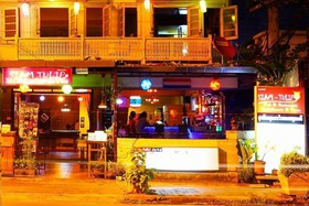 Siam Tulip Guesthouse and Restaurant