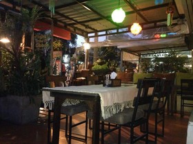 Siam Tulip Guesthouse and Restaurant