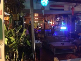 Siam Tulip Guesthouse and Restaurant