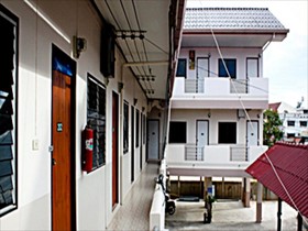Somrudee Place