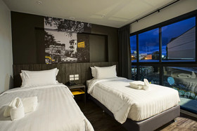Thapae Chiang Mai Old City Sleep Mai Lifestyle Hotel